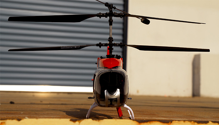 هلیکوپتر شکارچی از نمای روبرو